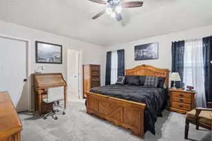 725 Windridge Ln, Burleson, TX 76028 - Photo 11