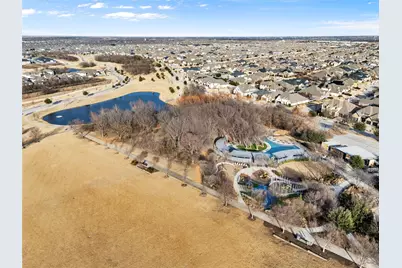 401 Sunnyridge Lane, Little Elm, TX 76227 - Photo 35