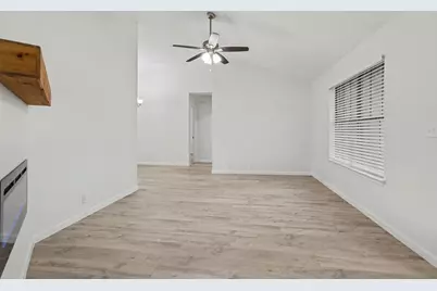 8221 Lesley Lane, Watauga, TX 76148 - Photo 9