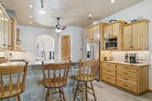 712 S Sugartree Dr, Lipan, TX 76462 - Photo 9