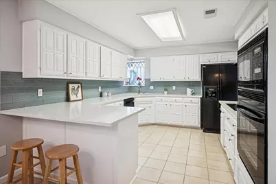 330 Marriott Lane, Garland, TX 75040 - Photo 7