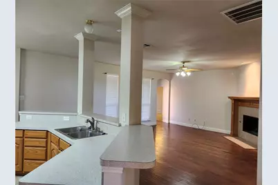 1329 Kingsley Court, Allen, TX 75013 - Photo 5