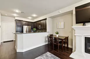 4405 Riverview Dr, Carrollton, TX 75010 - Photo 9