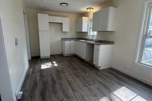 214 E Acheson St, Denison, TX 75021 - Photo 17