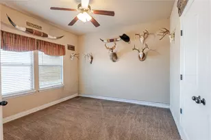 110 Bolivar Dr, Weatherford, TX 76085 - Photo 13