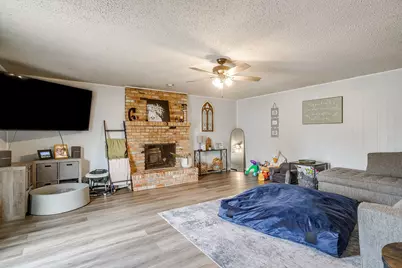 301 Lena Lane, Burleson, TX 76028 - Photo 19