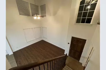 255 Sherburne Street, Lewisville, TX 75067 - Photo 9