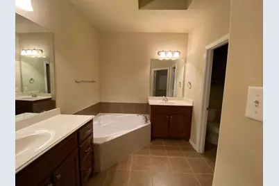 255 Sherburne Street, Lewisville, TX 75067 - Photo 13