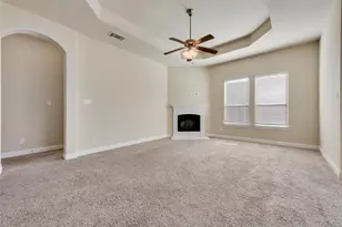 15517 Drury Ln, Frisco, TX 75036 - Photo 3