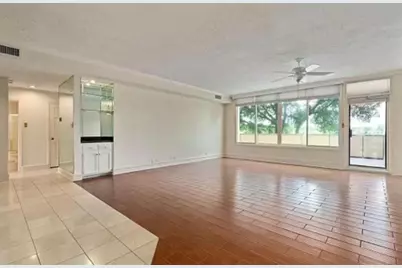 2103 Reflection Bay Drive, Arlington, TX 76013 - Photo 5