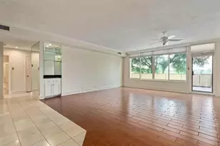 2103 Reflection Bay Dr, Arlington, TX 76013 - Photo 5