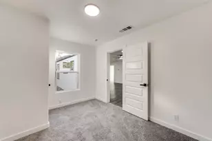 3125 Mt Vernon Ave, Fort Worth, TX 76103 - Photo 13