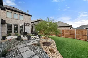 1429 Cypress Thorn Dr, Arlington, TX 76005 - Photo 3