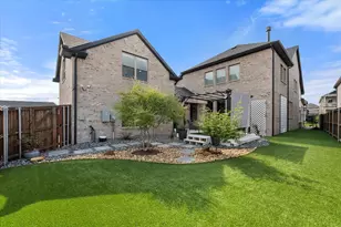 1429 Cypress Thorn Dr, Arlington, TX 76005 - Photo 33