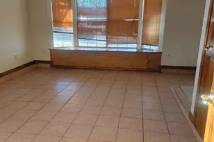 516 Clover Ln, Garland, TX 75043 - Photo 11