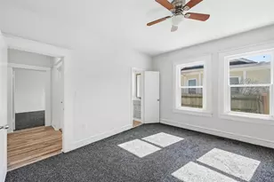 526 S Clinton Ave, Dallas, TX 75208 - Photo 23