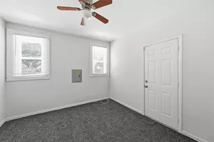 526 S Clinton Ave, Dallas, TX 75208 - Photo 11