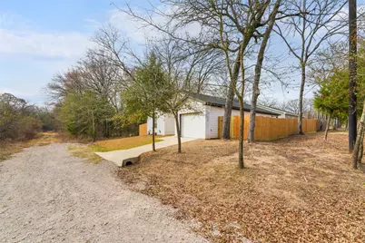 102 Buffalo Springs Road, Mabank, TX 75156 - Photo 5