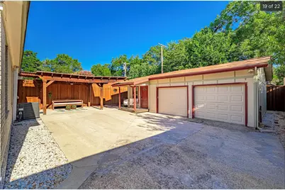 915 Stewart, Dallas, TX 75208 - Photo 21