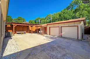 915 Stewart, Dallas, TX 75208 - Photo 21