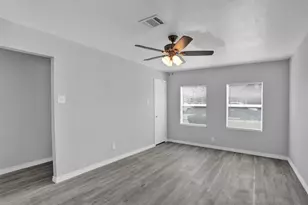 219 Loma Dr, Garland, TX 75040 - Photo 3