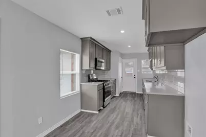 219 Loma Drive, Garland, TX 75040 - Photo 9