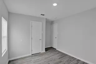 219 Loma Dr, Garland, TX 75040 - Photo 13