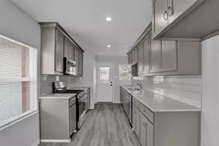 219 Loma Dr, Garland, TX 75040 - Photo 7