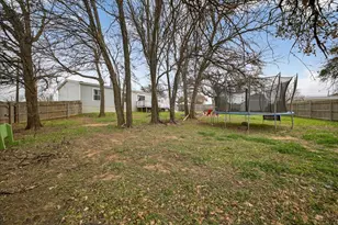 3605 Mockingbird Cir, Cleburne, TX 76031 - Photo 3