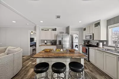 3605 Mockingbird Circle, Cleburne, TX 76031 - Photo 13