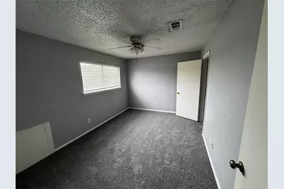 2414 W Northgate Drive, Irving, TX 75062 - Photo 11