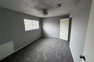 2414 W Northgate Dr, Irving, TX 75062 - Photo 11