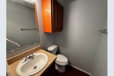 2414 W Northgate Drive, Irving, TX 75062 - Photo 9