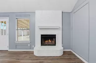 820 Nicole Dr, Burleson, TX 76028 - Photo 17