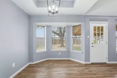 820 Nicole Drive, Burleson, TX 76028 - Photo 7