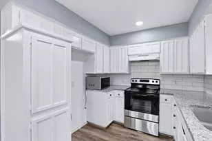 820 Nicole Dr, Burleson, TX 76028 - Photo 9