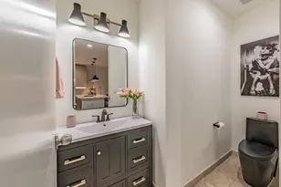 1505 Elm St, Dallas, TX 75201 - Photo 5