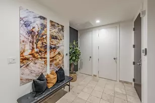 1505 Elm St, Dallas, TX 75201 - Photo 3