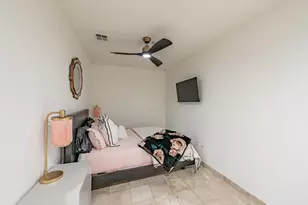 1505 Elm St, Dallas, TX 75201 - Photo 3