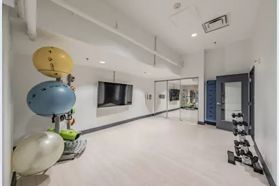 1505 Elm Street #404, Dallas, TX 75201 - Photo 25