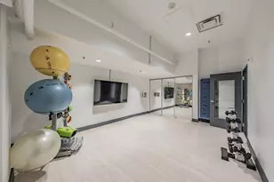 1505 Elm St, Dallas, TX 75201 - Photo 25