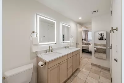 1505 Elm Street #404, Dallas, TX 75201 - Photo 21