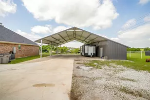 203 Co Rd 4221, Decatur, TX 76234 - Photo 33