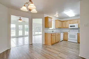 1451 Lakeside Trail, Whitney, TX 76692 - Photo 23