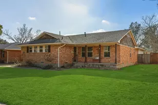 9525 Livenshire Dr, Dallas, TX 75238 - Photo 3