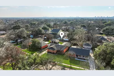 9525 Livenshire Drive, Dallas, TX 75238 - Photo 29