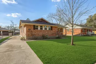 9525 Livenshire Dr, Dallas, TX 75238 - Photo 31