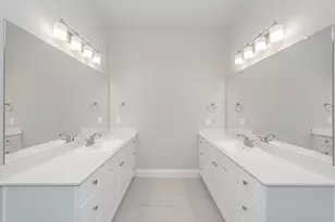 12994 Averi Ln, Farmers Branch, TX 75324 - Photo 13