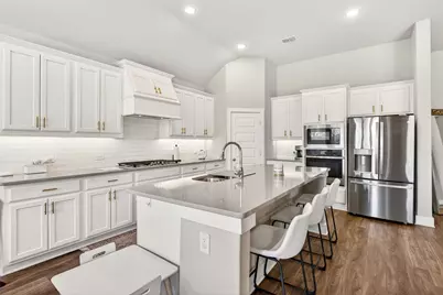 717 Lake Cove Drive, Little Elm, TX 75068 - Photo 9