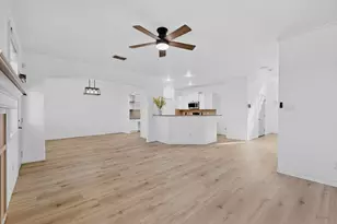 5512 Grenada Dr, Fort Worth, TX 76119 - Photo 19